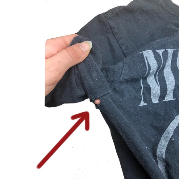 Black nirvana t-shirt small smiley face - Picture 6 of 6